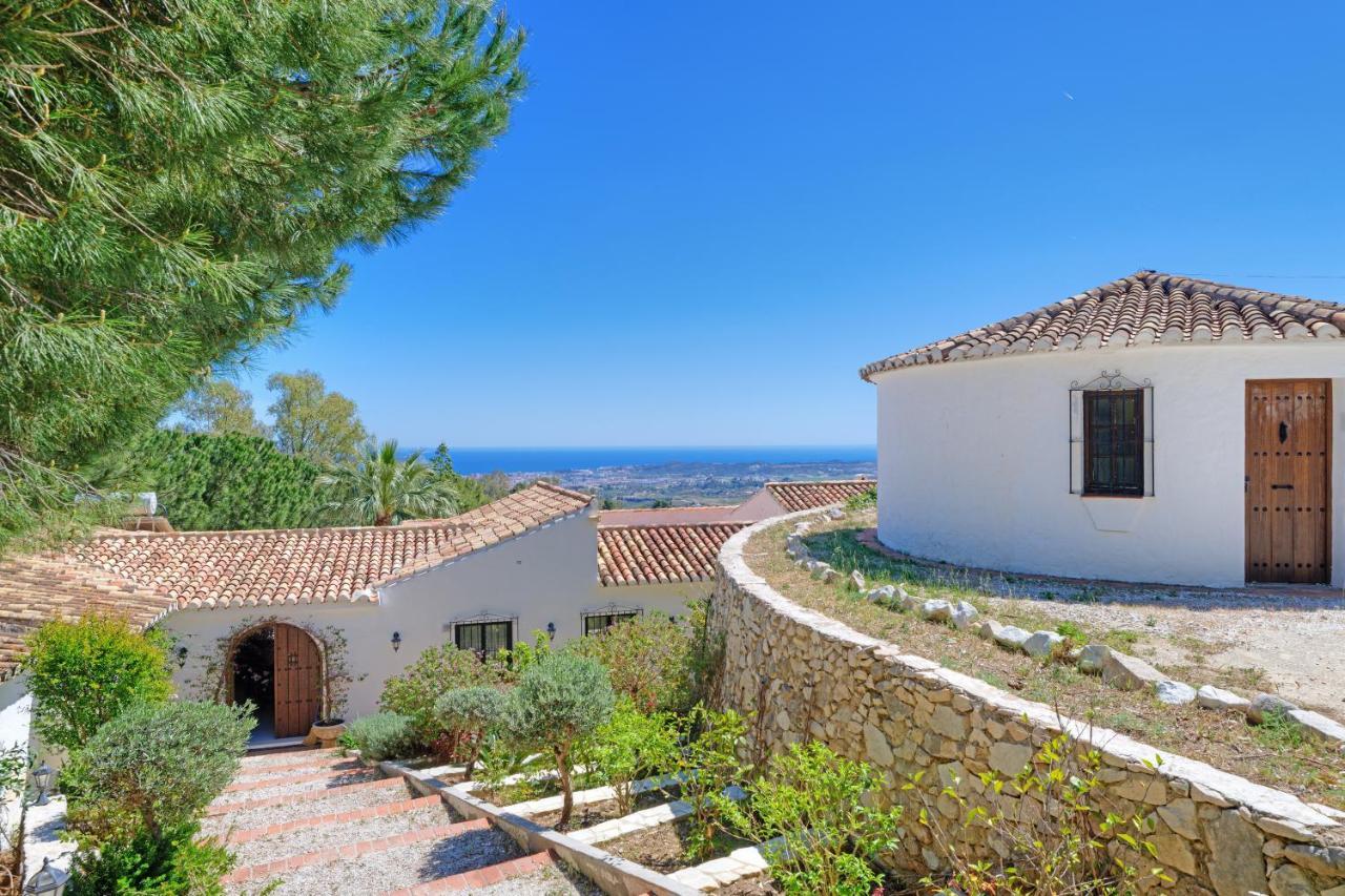 La Escala - 6 Bedroom Villa With Pool 미하스 외부 사진