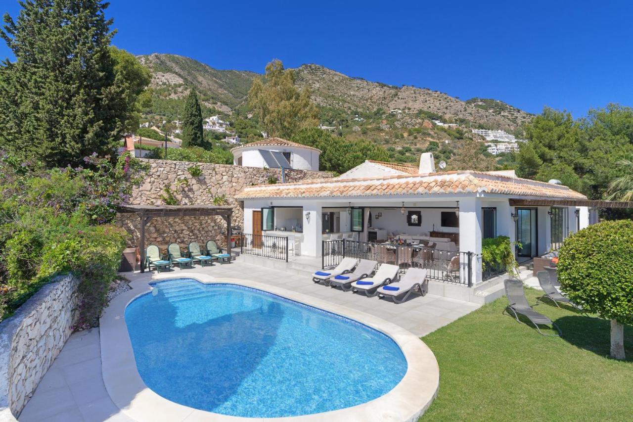 La Escala - 6 Bedroom Villa With Pool 미하스 외부 사진